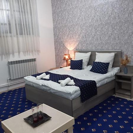 Lind Guest House B&B Gümrü Dış mekan fotoğraf